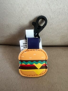 NWT Aldi Quarter Holder Keychain  🍔